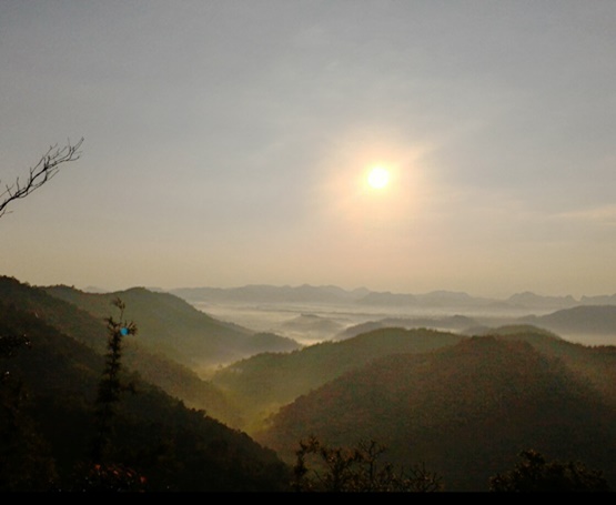 ภูบ่อบิด จุดชมวิวทิวทัศน์ จังหวัดเลย