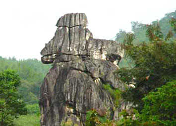 สวนหินผางาม หรือคุนหมิงเมืองไทย จังหวัดเลย