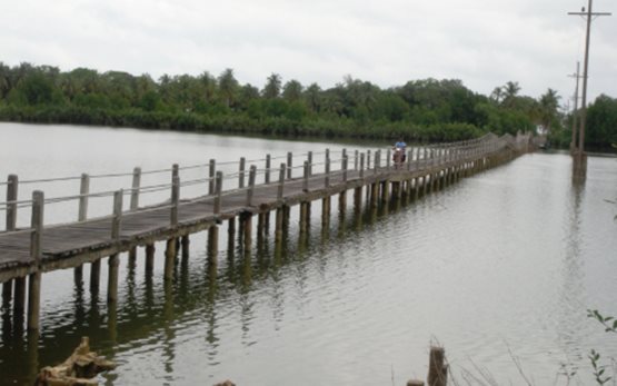 สะพานคอย 100 ปี จังหวัดนราธิวาส 