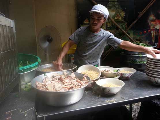 บะหมี่จับกัง เยาวราช จ.กรุงเทพฯ