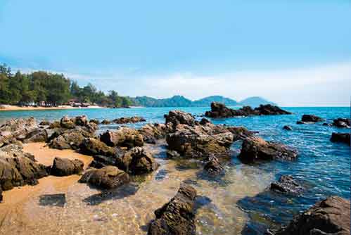 จุดชมวิวหินโคร่ง หาดคุ้งวิมาน จังหวัดจันทบุร