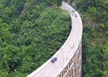 สะพานพ่อขุนผาเมืองหรือสะพานห้วยตอง จังหวัดเพชรบูรณ์