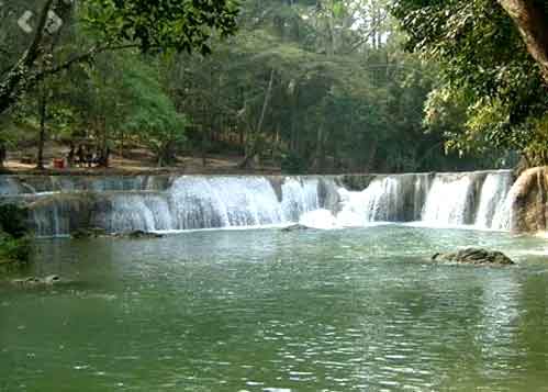 น้ำตกมวกเหล็ก จังหวัดสระบุรี