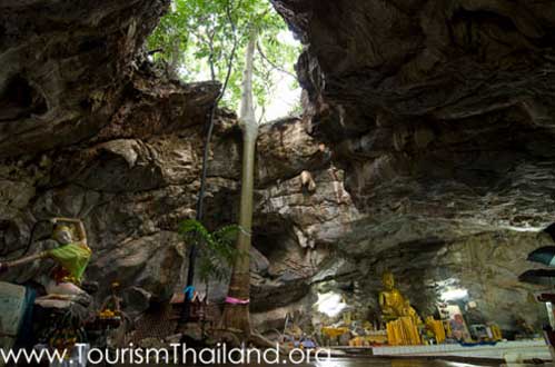 ถ้ำดาวเขาแก้ว จังหวัดสระบุรี