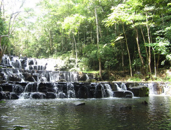 น้ำตกเจ็ดสาวน้อย จังหวัดสระบุรี