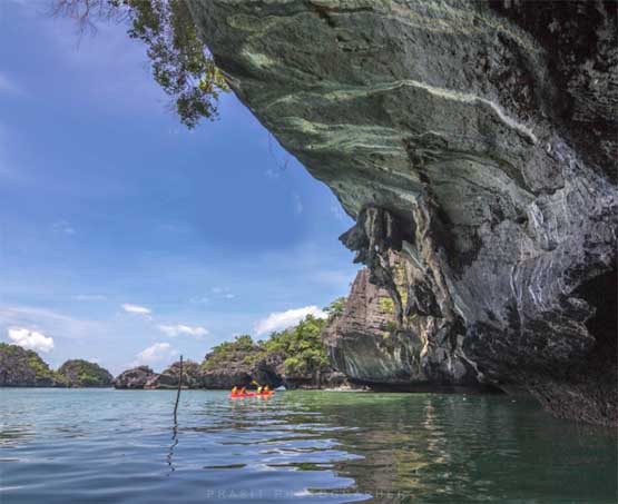 ปราสาทหินพันยอด จังหวัดสตูล