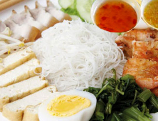 ผักบุ้งไต่ราว หรือเต้าคั่ว