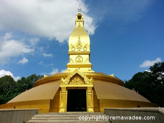 วัดหนองป่าพง วัดสายพระป่า หลวงปู่ชา สุภัทโท จังหวัดอุบลราชธานี